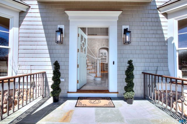 3 Shorehaven Road, Norwalk, CT 06855