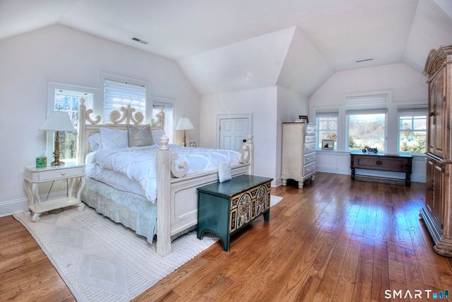 3 Shorehaven Road, Norwalk, CT 06855