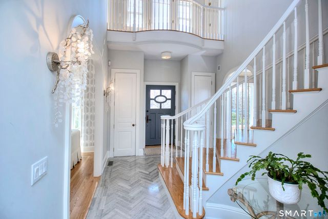 3 Shorehaven Road, Norwalk, CT 06855