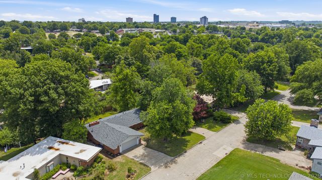3525 S Urbana Avenue, Tulsa, OK 74135
