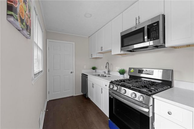5245 Stonewall Tell Road, Atlanta, GA 30349