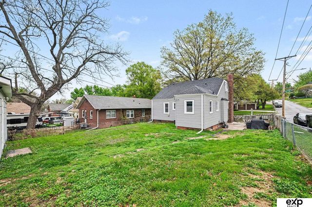1944 S 50 Avenue, Omaha, NE 68106