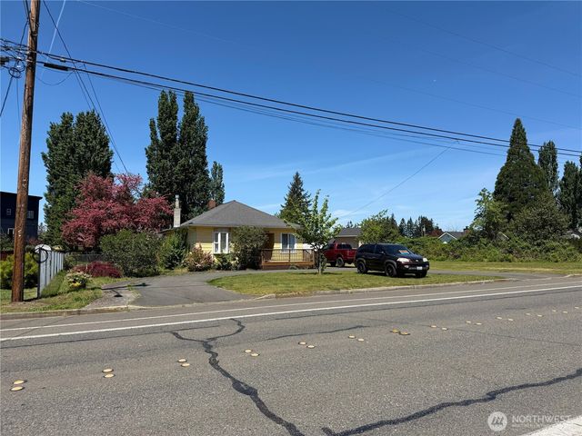 6506 Armar RD Road, Marysville, WA 98270