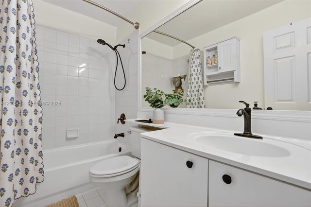 16862 SW 1st Street, Pembroke Pines, FL 33027