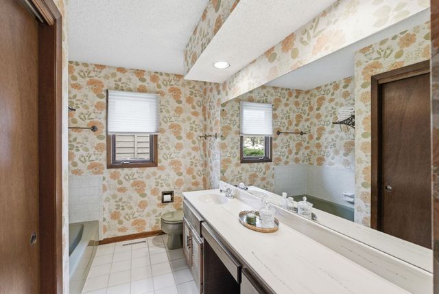 6903 E 14th, Wichita, KS 67206