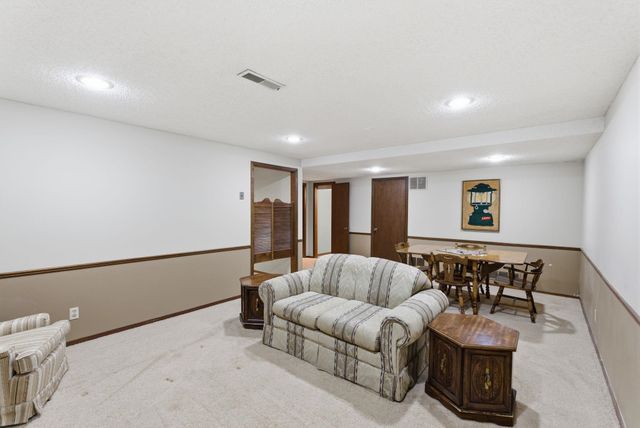 6903 E 14th, Wichita, KS 67206