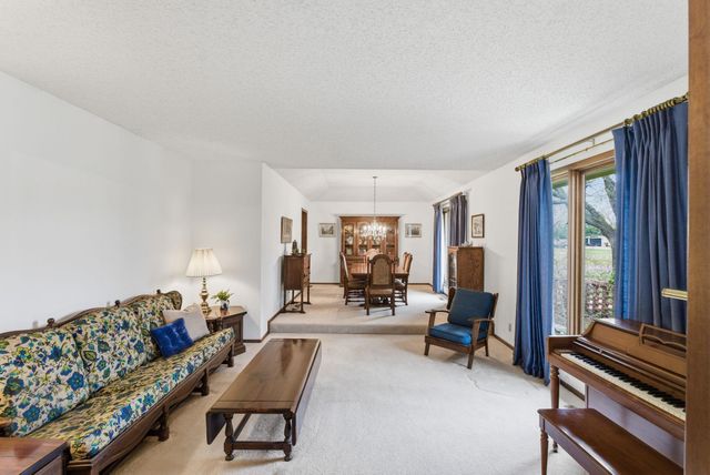 6903 E 14th, Wichita, KS 67206