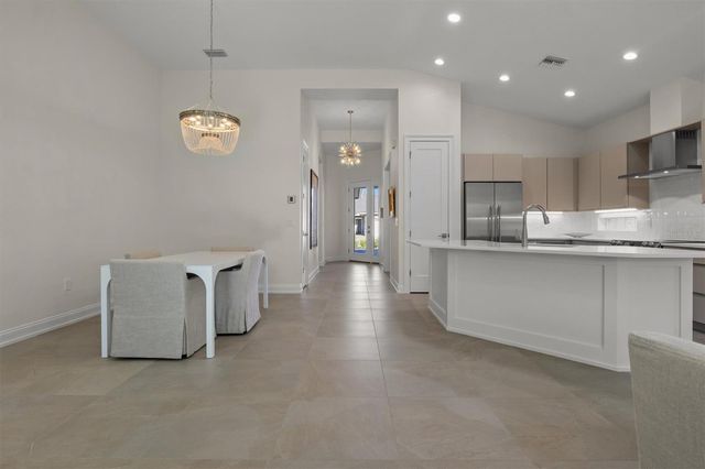 7826 LAKE JAMES BOULEVARD, Lakeland, FL 33810