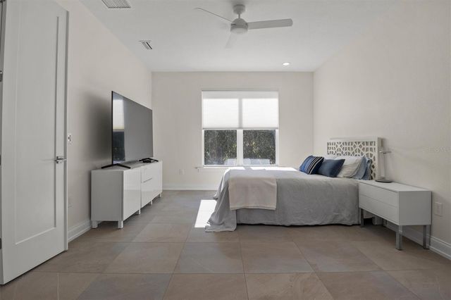 7826 LAKE JAMES BOULEVARD, Lakeland, FL 33810