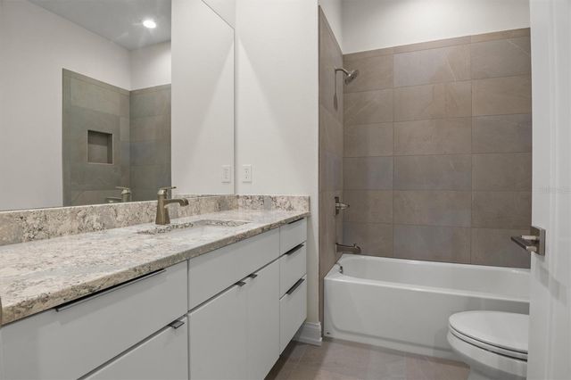 7826 LAKE JAMES BOULEVARD, Lakeland, FL 33810