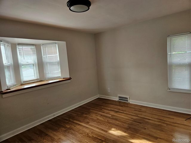 17410 Sorrento Street Street, Detroit, MI 48235