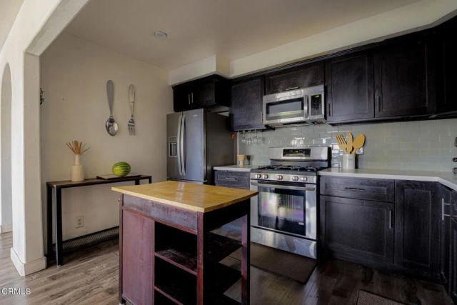 6451 Denny Avenue, North Hollywood, CA 91606