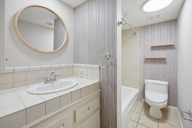 3131 Cummins Street 27, Houston, TX 77027