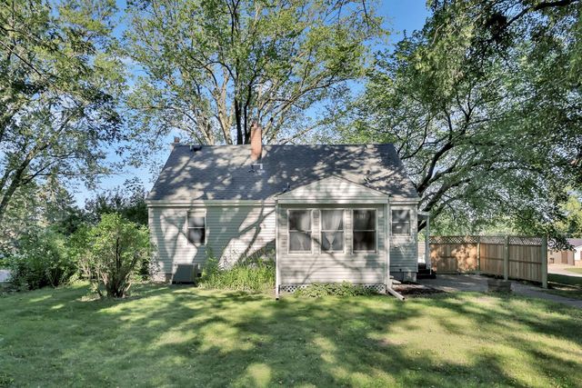 2966 Louisiana Avenue N, Crystal, MN 55427
