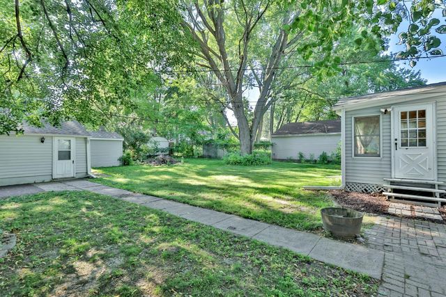 2966 Louisiana Avenue N, Crystal, MN 55427