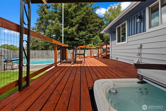 11224 74th Avenue E, Puyallup, WA 98373