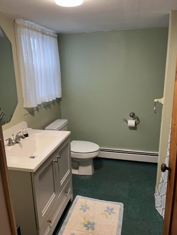 7 Dover Avenue, Hampton, NH 01830