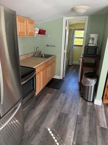 7 Dover Avenue, Hampton, NH 01830