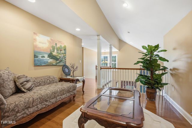 1321 Kendrick Creek Road, Kingsport, TN 37663