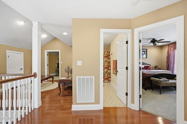 1321 Kendrick Creek Road, Kingsport, TN 37663