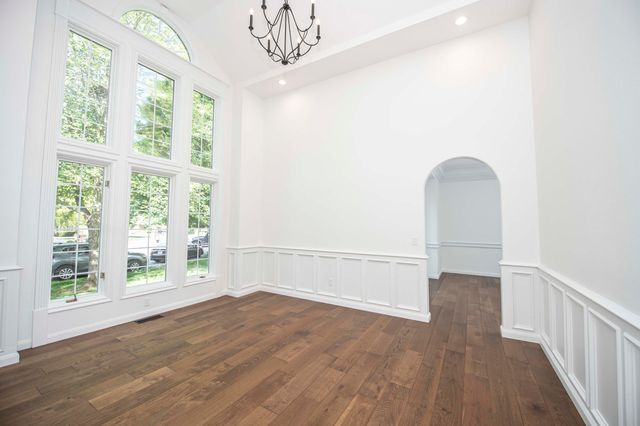 4782 S Turnberry Avenue, Springfield, MO 65810