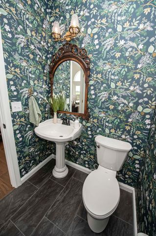 4782 S Turnberry Avenue, Springfield, MO 65810