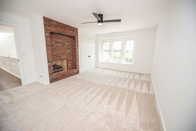 4782 S Turnberry Avenue, Springfield, MO 65810