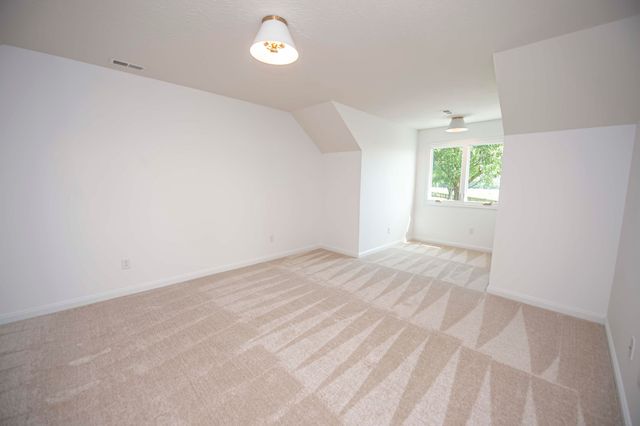 4782 S Turnberry Avenue, Springfield, MO 65810