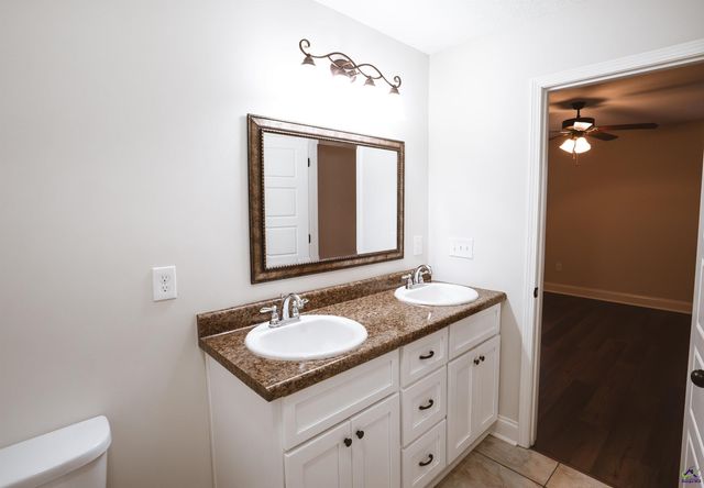 106 Ellington Court, Perry, GA 31069