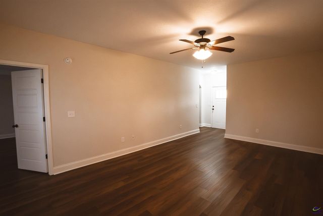 106 Ellington Court, Perry, GA 31069