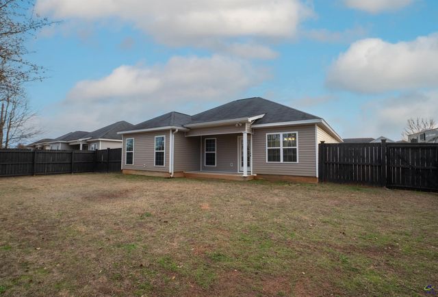 106 Ellington Court, Perry, GA 31069