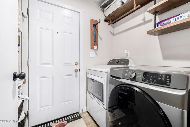 2047 N 54TH Lane, Phoenix, AZ 85035