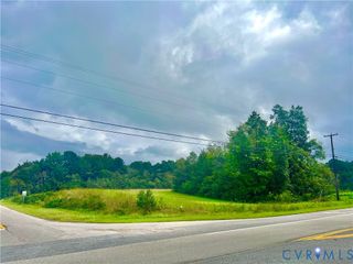 6040 Woodpecker Rd, Chesterfield, VA 23838