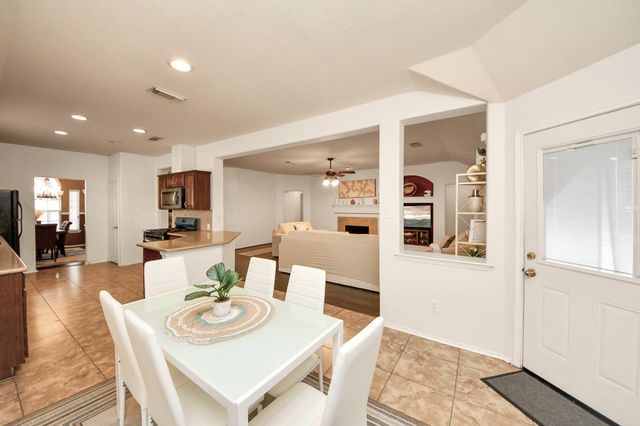 8714 Seven Pines Lane, Houston, TX 77083