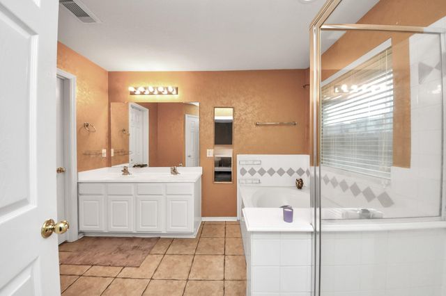 8714 Seven Pines Lane, Houston, TX 77083