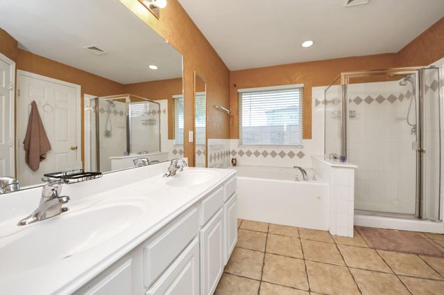 8714 Seven Pines Lane, Houston, TX 77083