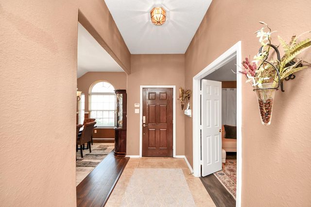 8714 Seven Pines Lane, Houston, TX 77083