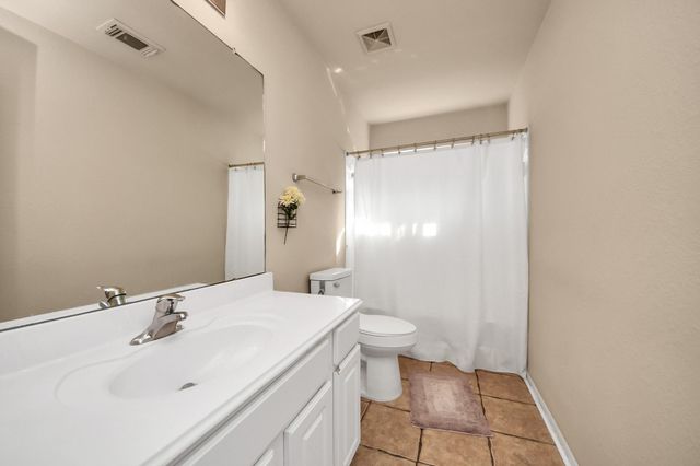 8714 Seven Pines Lane, Houston, TX 77083