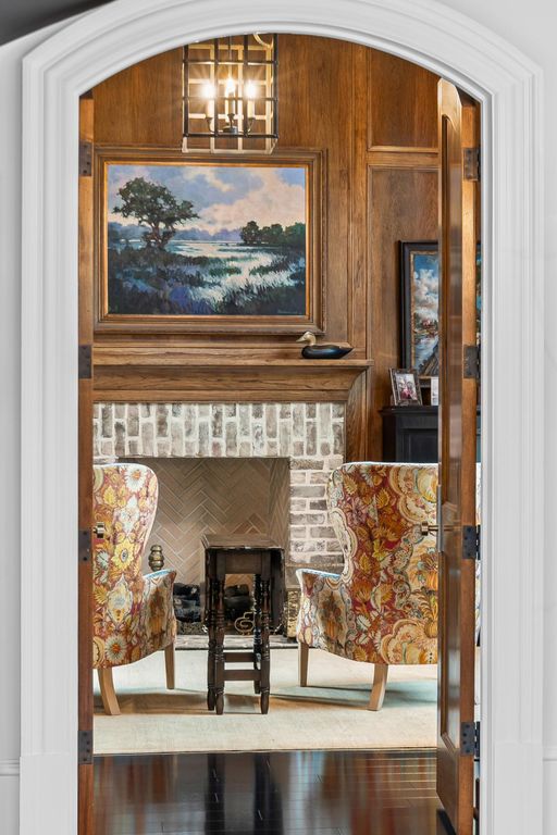 Image 21 of property listing at 428 Ralston Creek Street, Daniel Island, SC 29492