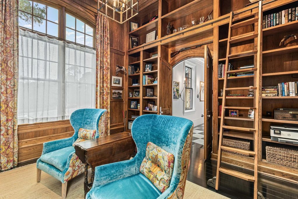 Image 24 of property listing at 428 Ralston Creek Street, Daniel Island, SC 29492