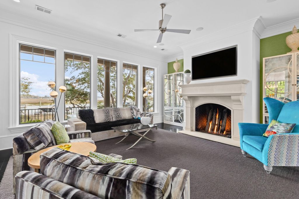 Image 40 of property listing at 428 Ralston Creek Street, Daniel Island, SC 29492