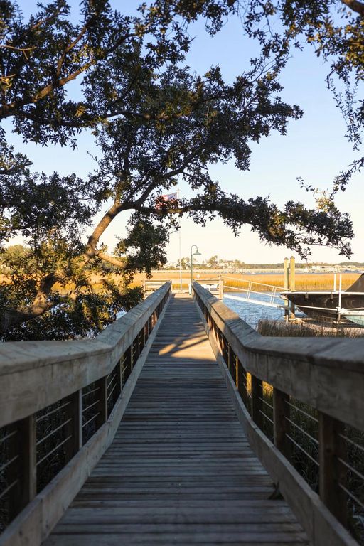 Image 78 of property listing at 428 Ralston Creek Street, Daniel Island, SC 29492