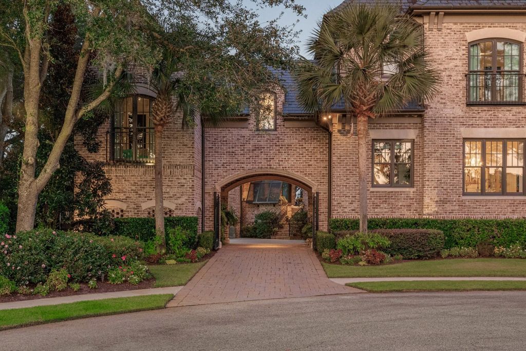 Image 90 of property listing at 428 Ralston Creek Street, Daniel Island, SC 29492