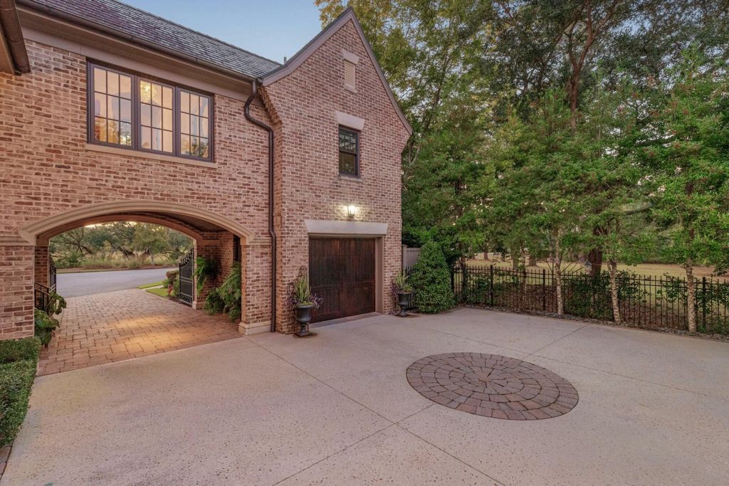 Image 91 of property listing at 428 Ralston Creek Street, Daniel Island, SC 29492