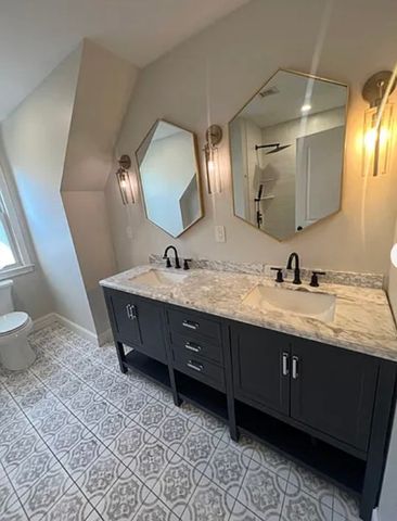 12 York St, Boston, MA 02121