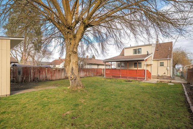 1907 N Nelson St, Spokane, WA 99207