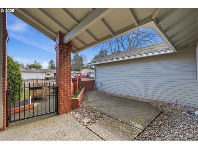 361 Sw NANCY Ave, Gresham, OR 97030