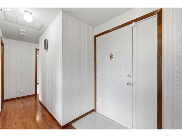 361 Sw NANCY Ave, Gresham, OR 97030