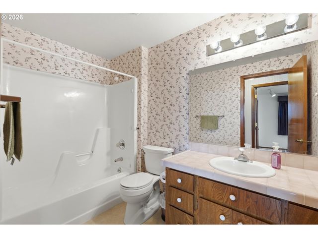 361 Sw NANCY Ave, Gresham, OR 97030