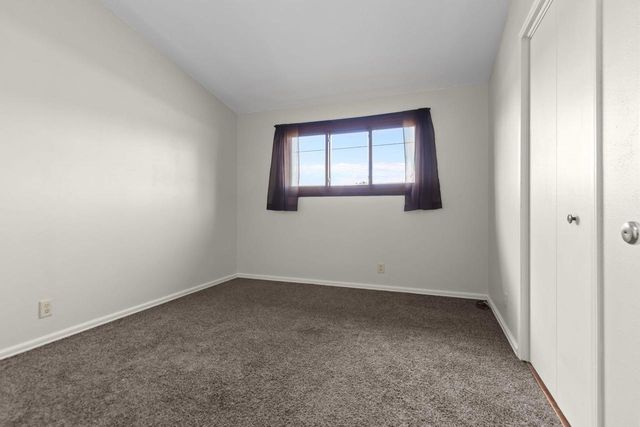 4400 COUNTY ROAD T, Oshkosh, WI 54904